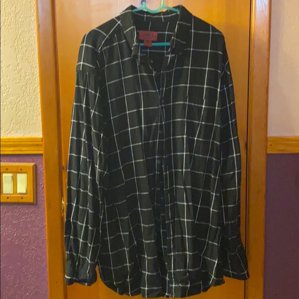 Men’s long sleeve shirt